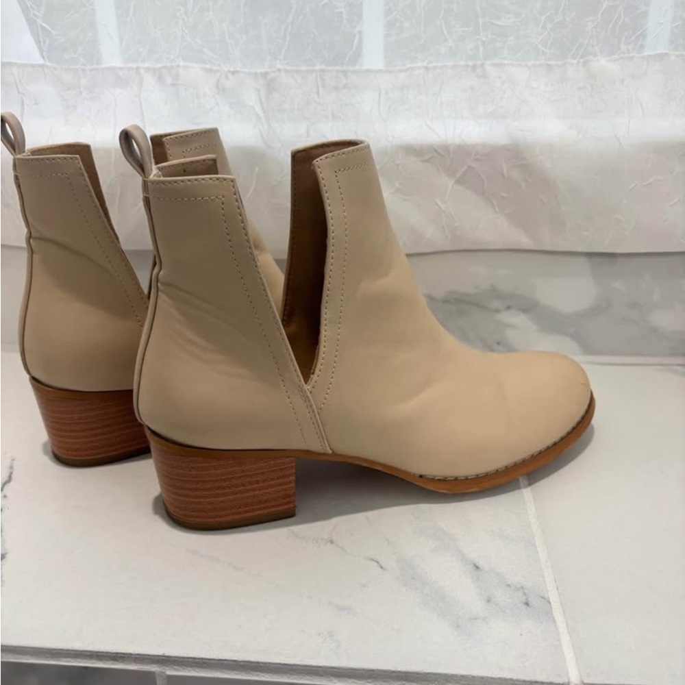 Elegant Cream Ankle Boots